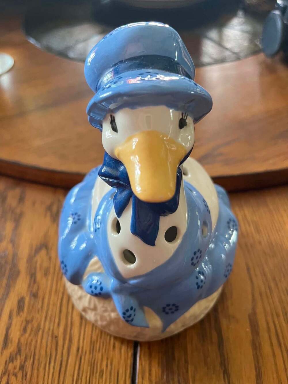 Vintage Giftco Ceramic Mother Goose Potpourri Burner and Lid